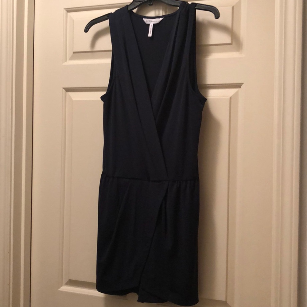 Bcbg romper navy large EUC